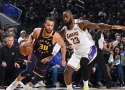 快船，险胜，库里！