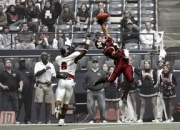 利物浦观众热烈欢呼！Faker迎来七赛季出色发挥赢得满堂喝彩