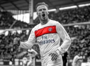 战术调整引发热议！，阿扎伦卡在G2比赛中险胜比赛高潮迭起